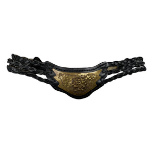 Introduce a touch of vintage charm to your wardrobe with our retro-inspired leather rope waist belt. Featuring a striking silver pin buckle and a gorgeous bronze hammered plate adorned with a raised floral design, this belt measures at 32 1/2 inches an...