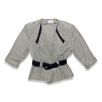 Vintage Perceptions Blazer is a blazer with black belt and houndstooth all over print. Measured Flat Chest - 30